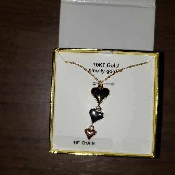 Jewelry - Gold necklace